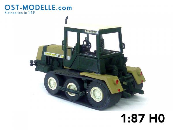 Traktor Fortschritt ZT 320GB ohne Motorverkleidung sienna schwarzolive